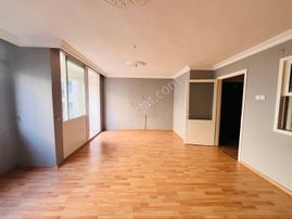 Yarhasanlar Mh. 3+1 Arakat Çift Cepheli Uygun Fiyatlı Fırsat Daire