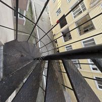 Yuvakurdan Hastane Yakını Geniş 2+1 Çift Balkonlu Uygun Fiyata