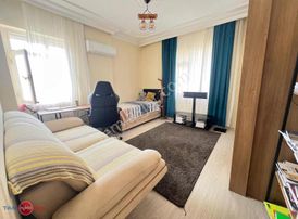 Ela Geredelioğlu'dan Şirinyalı Da Harika Konumda Fırsat Daire