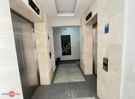 Ela Geredelioğlu'dan Net 100 M² 2+1 Doğalgazlı Site İçinde Daire