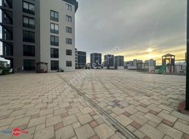 Altıntaş'da Oturmuş,iskanlı Çift Bloklu Sitede 2+1 Bahçe Katı