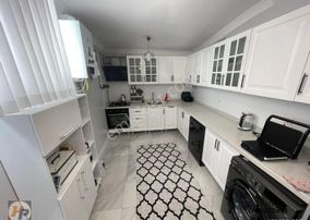 Cennet Mah.özel Yapımlı Otoparklı 4+2 Satılık Dubleks Daire