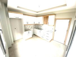 🏘🏘🏡aktiften Bahçelievlerde Harika Konumda 2+1 Ayrı Mutfaklı Geniş Balkonlu Satılık Daire