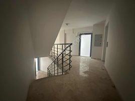 Barış Manço Mevki Cadde Üzeri Sıfır Arakat Doğalgazlı Daire