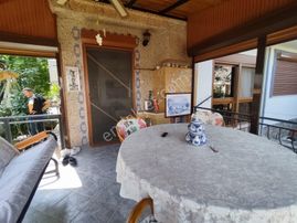 Akbük Merkezde Satılık 5+1 Bahçeli Yazlık