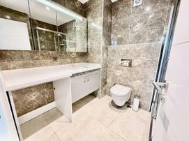 Boş...marks & Spencer Yakın 3+1 Katta Tek Ebeveyn Banyo Balkon Kat Mülkiyet Tapulu 3+1yeni Daire