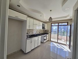 Fabrika Mahallesinin Kalbin Azd Plaza Arkasında Satılık 4+1