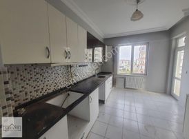 Metkezi Konumda Garajlı Yeni Boyalı 3+1 Daire