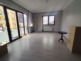 Cumhuriyet Mah İçi Full Yenilenmiş 2+1 Ankastreli - İskanlı Lüks Daire