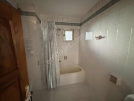 Yg'den Sahile Yürüme Mesafesinde 2+1 Deniz Manzaralı