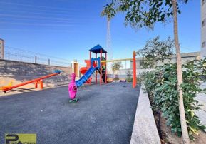 Site İçi Havuzlu Ebeveyn Banyolu Ultra Geniş 3+1