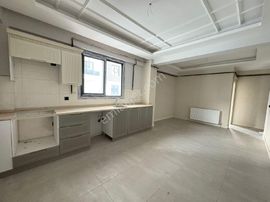 Bağcılar Zümrünt Kent Yanı Yatay Mimari Depreme Dayanıklı Satılık 1+1 Fırsat Daire