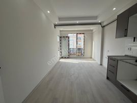 Tuğra'dan Çobançeşmede Cumhuriyet Parkı Civarı Satılık 1+1 Daire