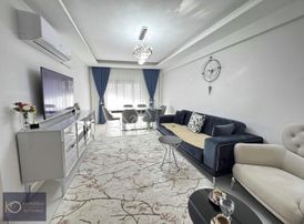 Koyundere Meydan'da Kapalı Mutfak Ara Kat 3+1 Lüks Daire