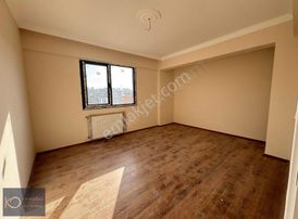 Koyundere Çarşı'ya Yakın Ara Kat 2+1 Kapalı Mutfak Daire