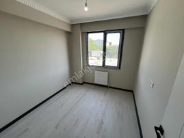 Karlıbayır'da Sitede 2+1 100 M2 Lüx Daireler