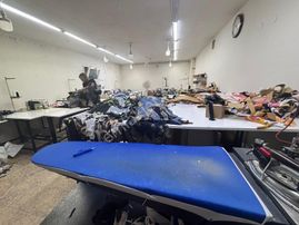 İzmir Konak Çankayada İş Hanında Satılık Dükkan