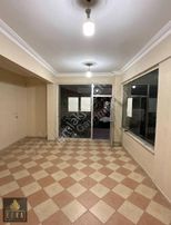 Yenibosna Yıldırım Beyazıt Caddesine Yakın Kiralık Depolu Dükkan