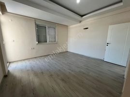 Kökce'den Deniz Yolunda 5+1 Lüks Kilerli Teraslı Ebeveyn Banyolu