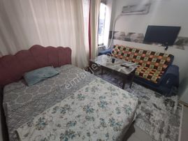 Beyaz Evler Mahallesi Eşyalı Daire Geniş Oturumlu 1+0