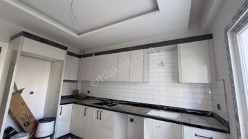 Ra Gayrimenkul Ergenekon Mh.site İçerisinde Satılık Daire