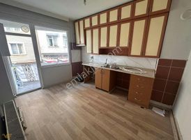 100. Yıl Bulvarına 2. Bina Merkezi Konumda 3+1