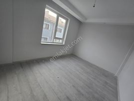 Eskişehir Tepebaşı Zafer Mh 1+1 Kiralık Daire