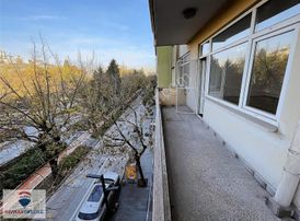 İzmit Çarşı Da 150 M'2 Çift Cepheli Tabela Değeri Yüksek Daire