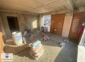 Başiskele Yeşilyurtta Bahçe Kullanımlı Satılık 2+1 B.dubleks