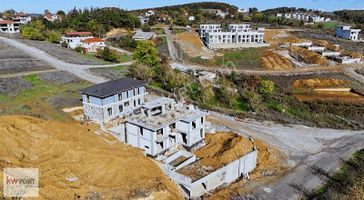 Adapazarı Camili'de 277 M² Satılık Müstakil 5+1 Villa