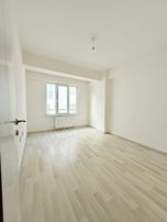 M-211 Esentepe Kiralık Ara Kat 1+1 Apart