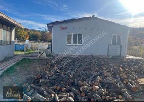 Merkez Kargın Mahallesi'nde Harika Doğasıyla Yapılı Köy Bahçesi