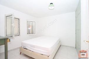 S-a-k-a-l-l-ı-dan Akyarlarda Deniz Manzaralı Eşyalı 2+1 Daire