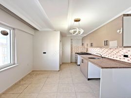 Metrobüse Yürüme Mesafesinde Masrafsız 2+1 Kullanışlı Ara Kat