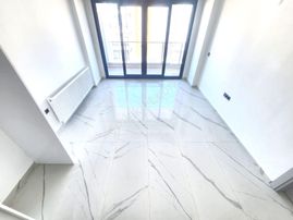 👉burhaniye Ören'de Nezih Site İçi Havuzlu Güvenlikli Ara Kat Doğalgazlı Asansörlü 1+1 Satılık Daire