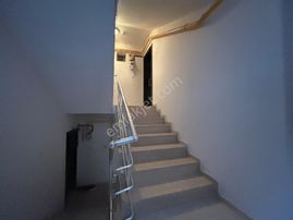 Tramvaya Yürüme Mesafesinde Kiralık 2+1 Daire