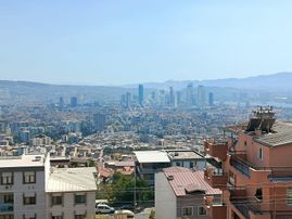 Bornova Atatürk Mah Körfez Manzaralı Satılık Komple Bina