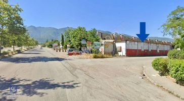 Otosansit 31. Blokta Satılık 5'li Dükkan. Köşe Konumda !!!