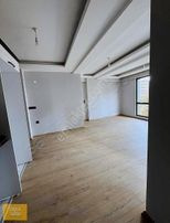 Deka Gayrimenkul'den Geniş Kiralık 1+1 Daire