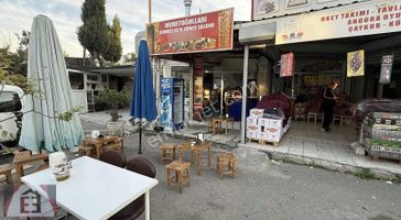 Gıda Çarşısında Çalışan Döner Kebapçı
