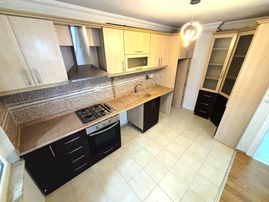 𝄞melodi'den Merkezi Pazar Pazarı Civarında Denize 500mt Çift Cephe Çift Balkon Lu 2+1 Daire