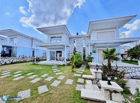 Termal Havuzlu 3+1 Konsept Sıfır Villa