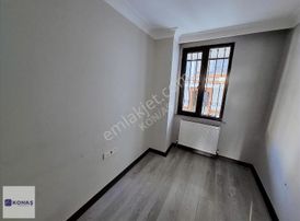 Konaştan Mustafa Kemalde Satılık Yüksek Giriş