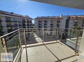 Kuşadası Ramada Suıtes'te Satılık Deniz Manzaralı 1+0