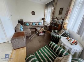 Sultanahmet Küçük Ayasofya Caddesin De 1+1 Satılık Köşe Daire