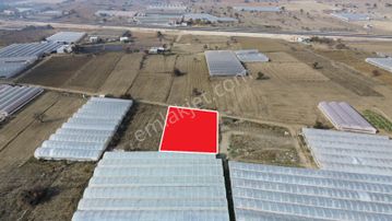 Vip Gayrimenkul'den Müren Mah. Anayolayakın Konumda1.197m² Tarla