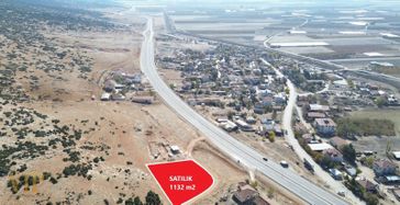 Vip Gayrimenkul'den Yakaçiftlik Mah. İmarlı 1.132m² Arsa
