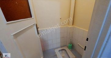 Bulgurlu'da Ayrı Mutfaklı-balkonlu-arakat 1,5+1.. 60m2..2.kat