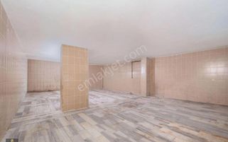 Kağıthane Dereboyu'nda İki Katlı Satılık Dükkan