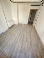 Gündoğdu Mahallesinde Asansörlü 2.kat Sıfır Daire